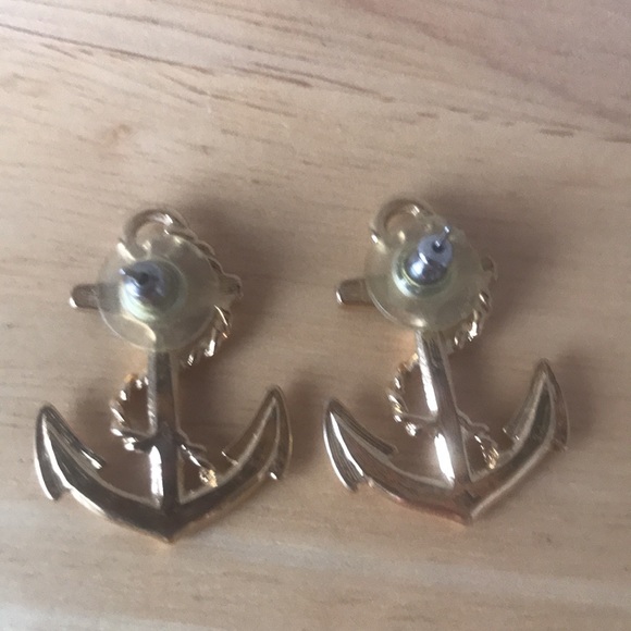 Nautical Gold tone and black enamel anchor earrings - Picture 2 of 3